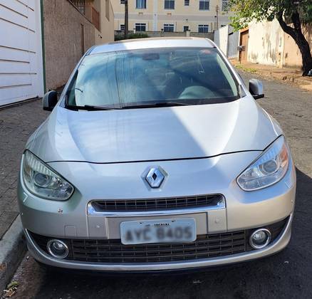 RENAULT FLUENCE 2.0 PRIVILÉGE 16V FLEX 4P AUTOMÁTICO RENAULT FLUENCE 2.0 PRIVILÉGE 16V FLEX 4P AUTOMÁTICO